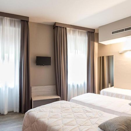 Hotel Terme Di Frasassi Genga  Ngoại thất bức ảnh